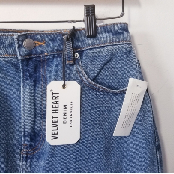 ✨️Brand new Velvet Heart Denim midi skirt- Size 27✨️ - Picture 2 of 3